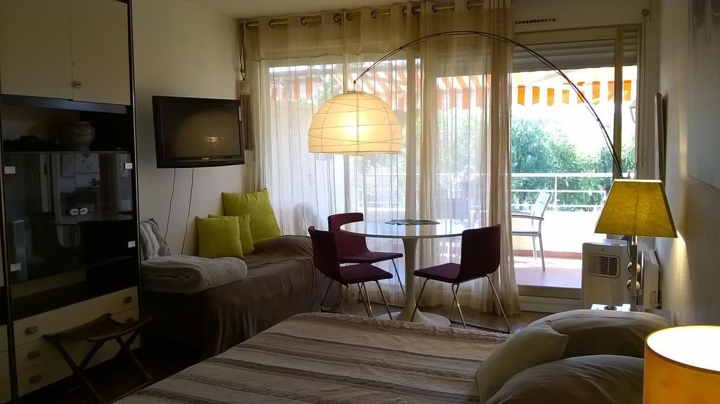 Brigitte Studio Centre Saint Tropez Parking Piscine Wifi Vue Mer Экстерьер фото
